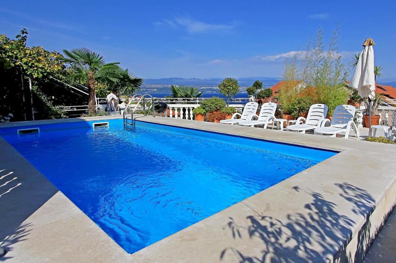 Family Friendly Apartments With A Swimming Pool Lovran, Opatija - 14178 Dış mekan fotoğraf