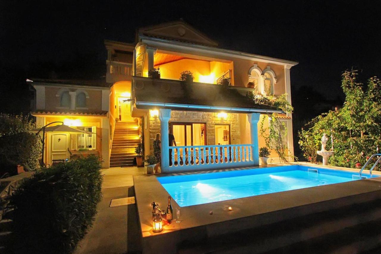 Family Friendly Apartments With A Swimming Pool Lovran, Opatija - 14178 Dış mekan fotoğraf