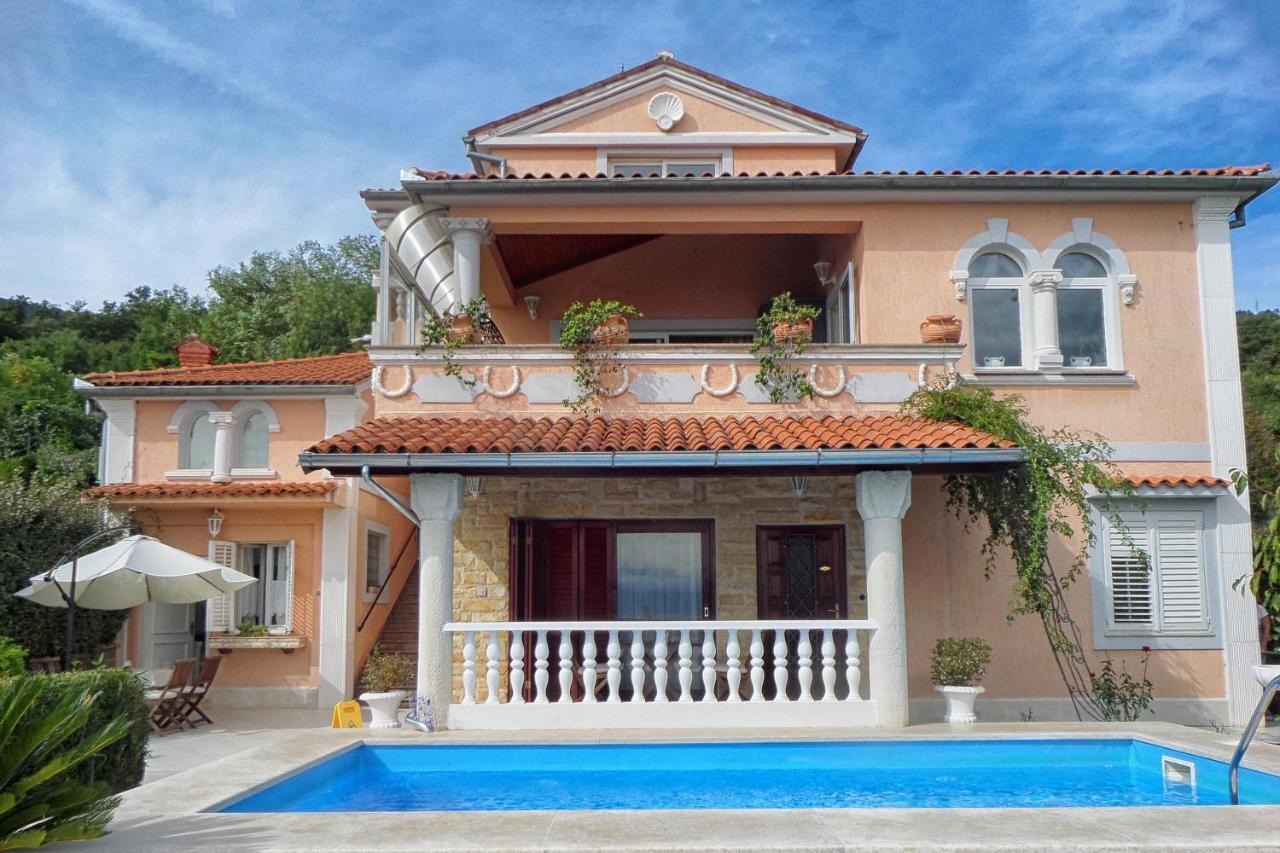 Family Friendly Apartments With A Swimming Pool Lovran, Opatija - 14178 Dış mekan fotoğraf