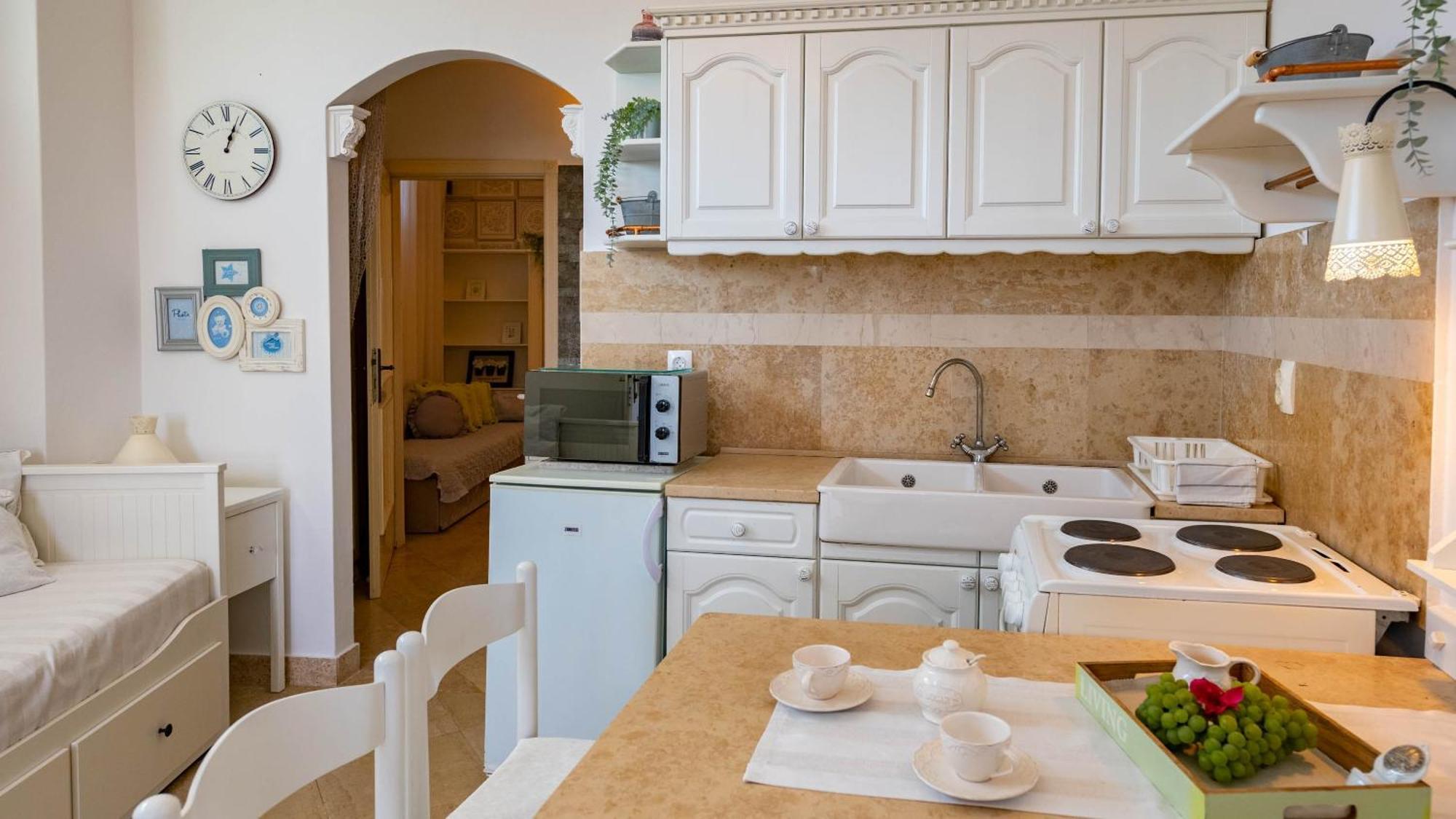 Family Friendly Apartments With A Swimming Pool Lovran, Opatija - 14178 Oda fotoğraf